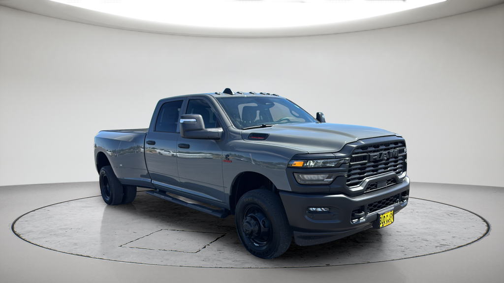 New 2026 Ceramic Gray Clear-Coat Exterior Paint RAM Tradesman image 2