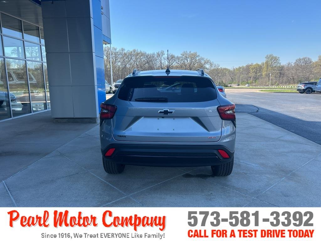 New 2026 Sterling Gray Metallic Chevrolet 2RS image 5