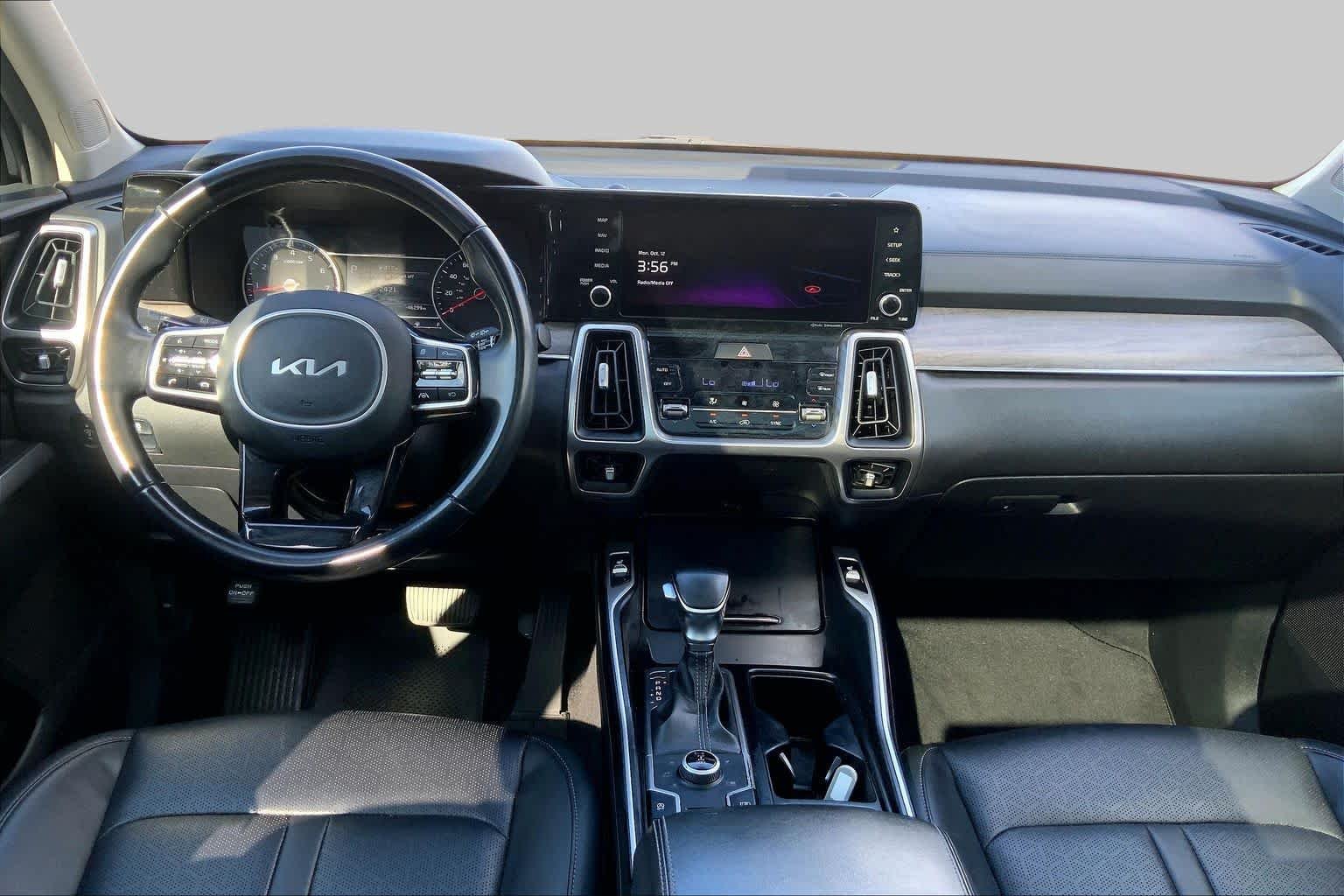Used 2022 Aruba Green Kia X-Line S image 15
