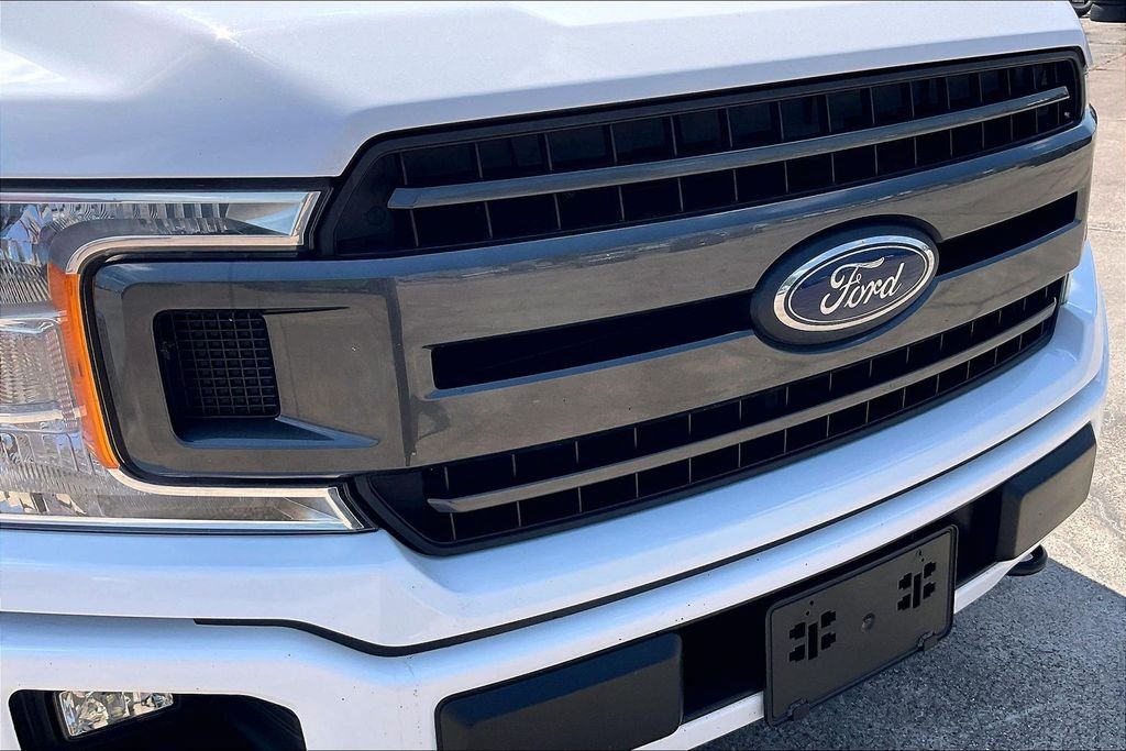 Used 2020 Oxford White Ford XLT image 34