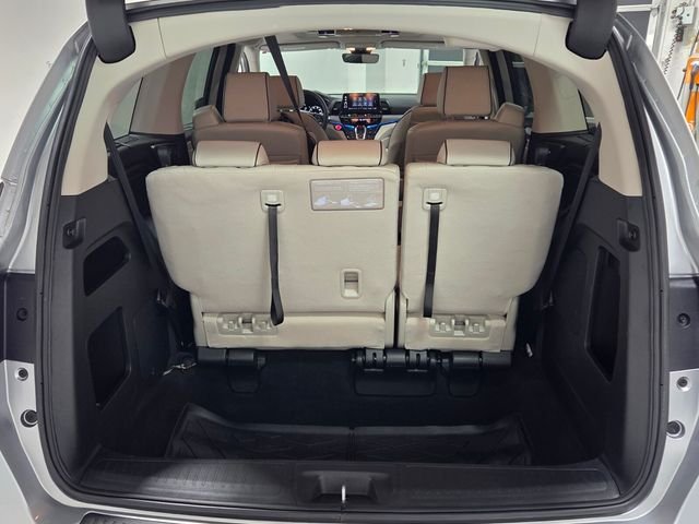 Used 2025 Silver Honda Touring image 14