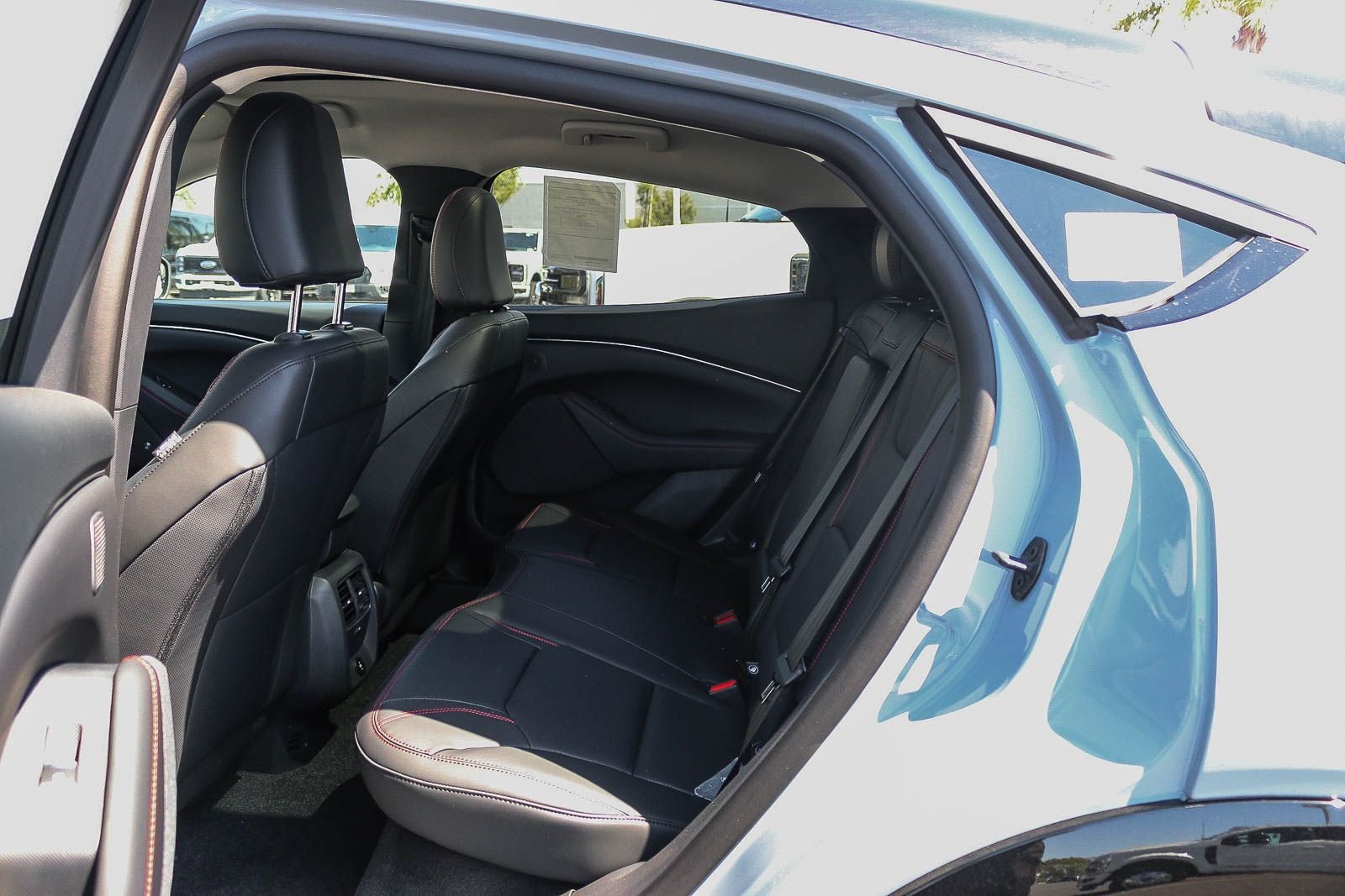 New 2026 Glacier Gray Metallic Tri-coat Ford Premium image 23