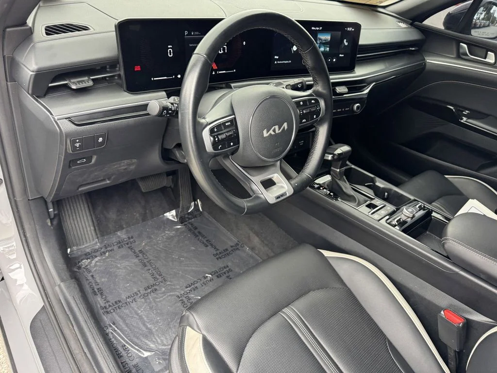 Used 2025 Gray Kia GT-Line image 11