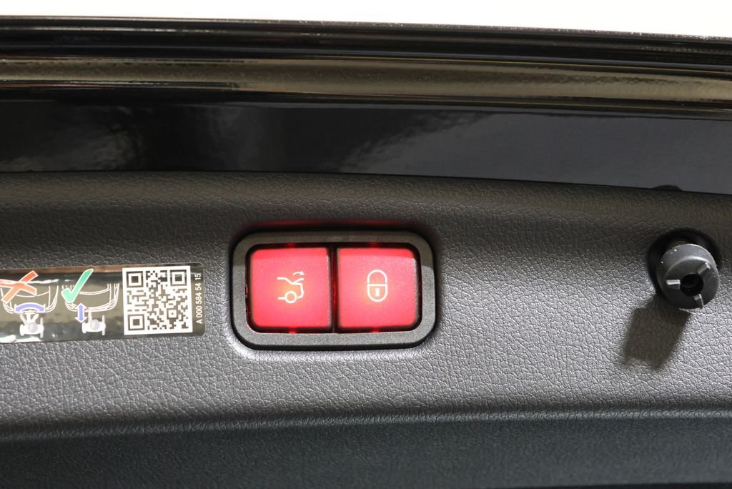 Used 2026 Obsidian Black Metallic Mercedes-Benz C 300 image 55