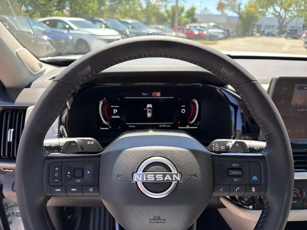 New 2026 White Nissan SL image 20