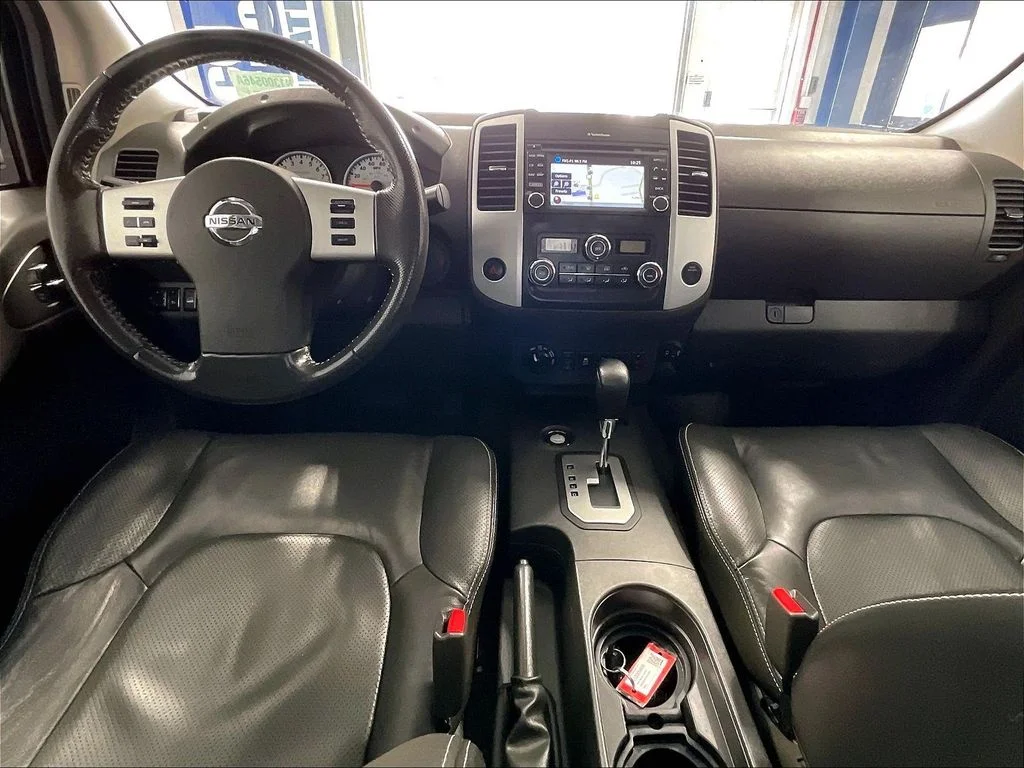 Used 2020 White Nissan PRO-4X image 21