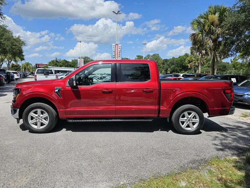Used 2026 Red Ford XLT image 5