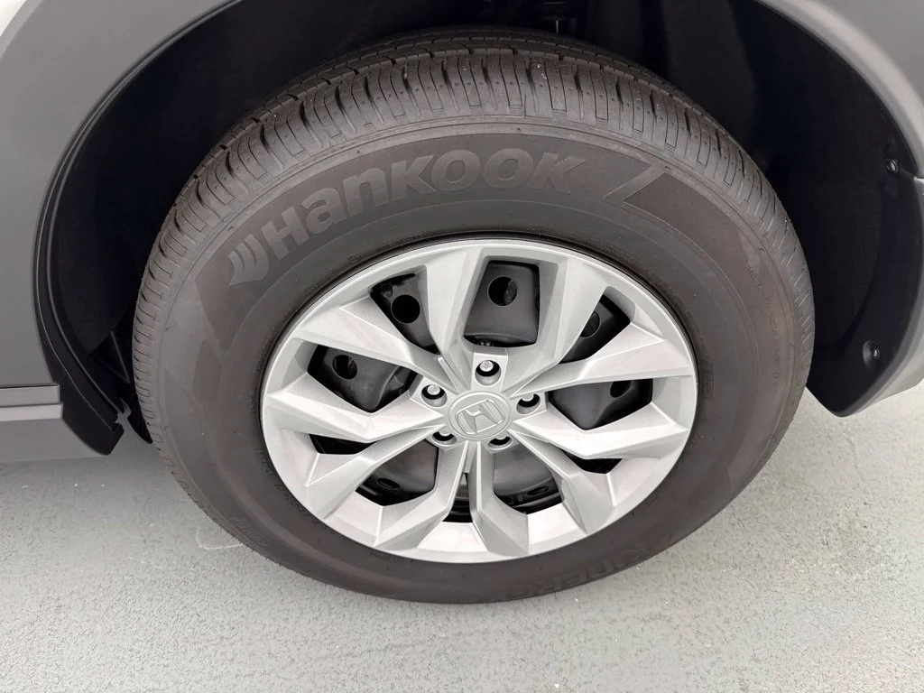 New 2026 Platinum White Pearl Honda LX image 6