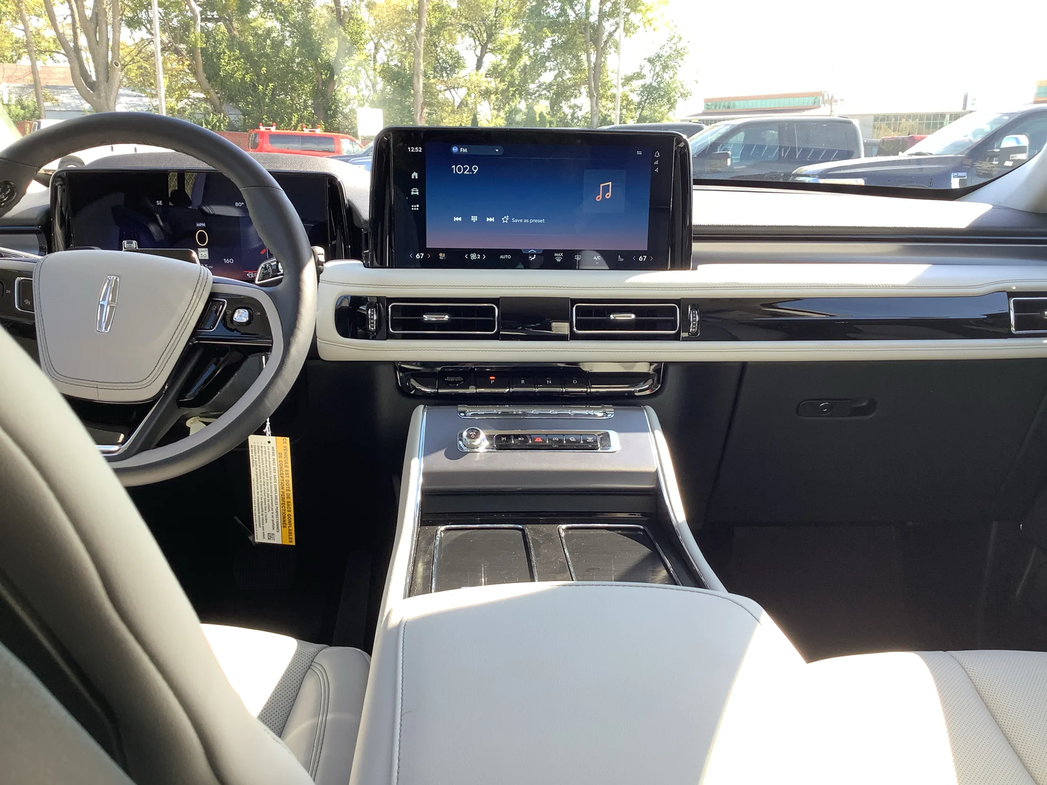New 2027 Pristine White Metallic Tri-Coat Lincoln Premiere image 21