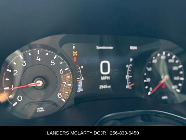 Used 2026 Silver Jeep Latitude image 26