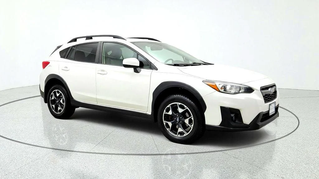 Used 2019 Crystal White Pearl Subaru 2.0i Premium CVT image 3