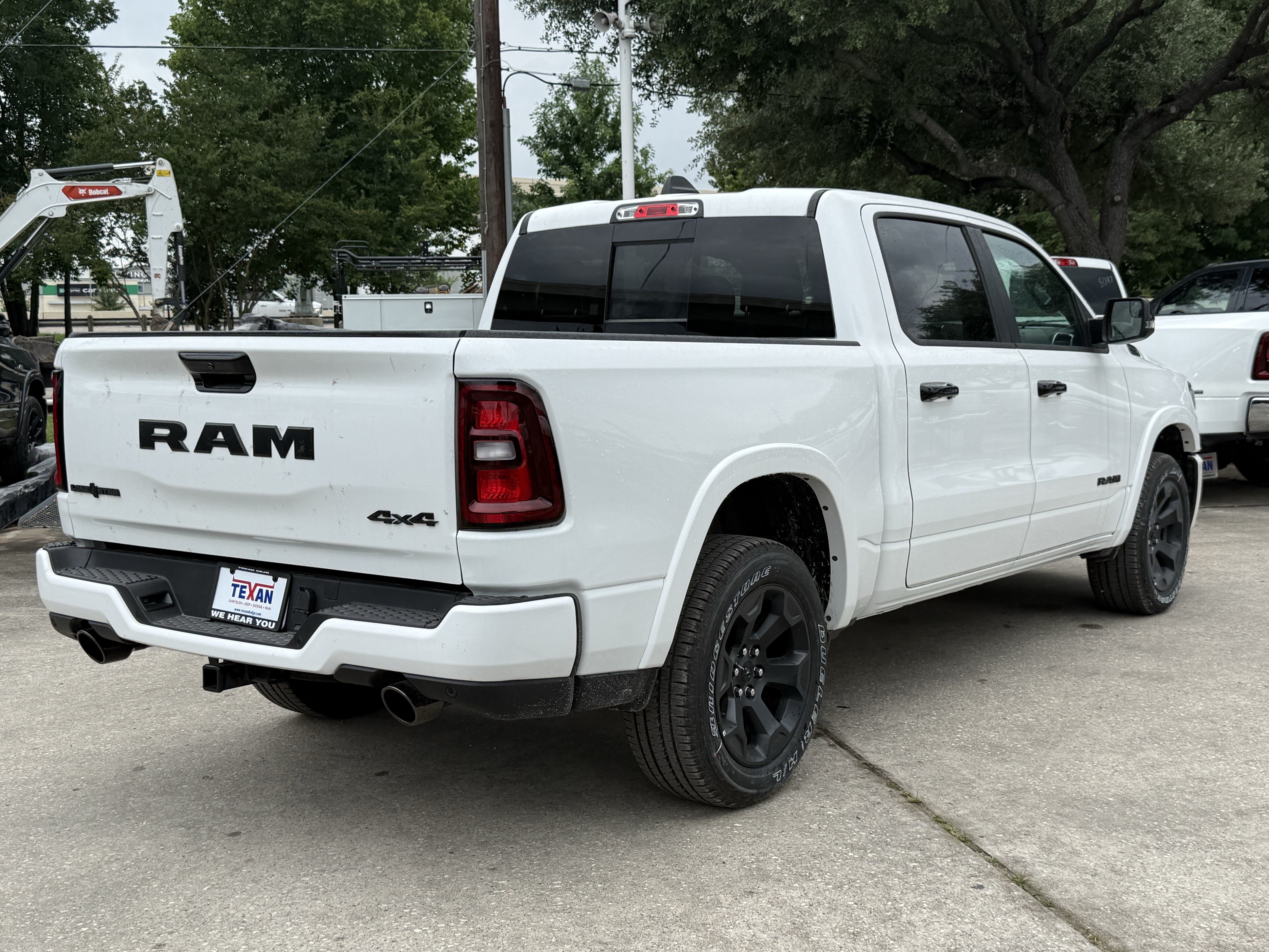 New 2026 Bright White Clear-Coat Exterior Paint RAM Lone Star image 4