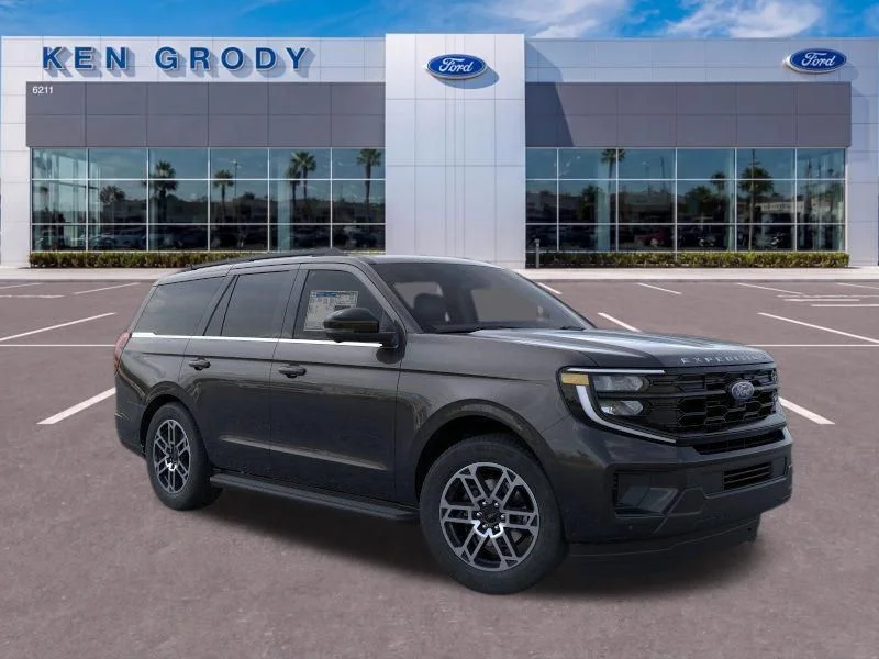 2026 Ford Expedition Active 4x4's photo