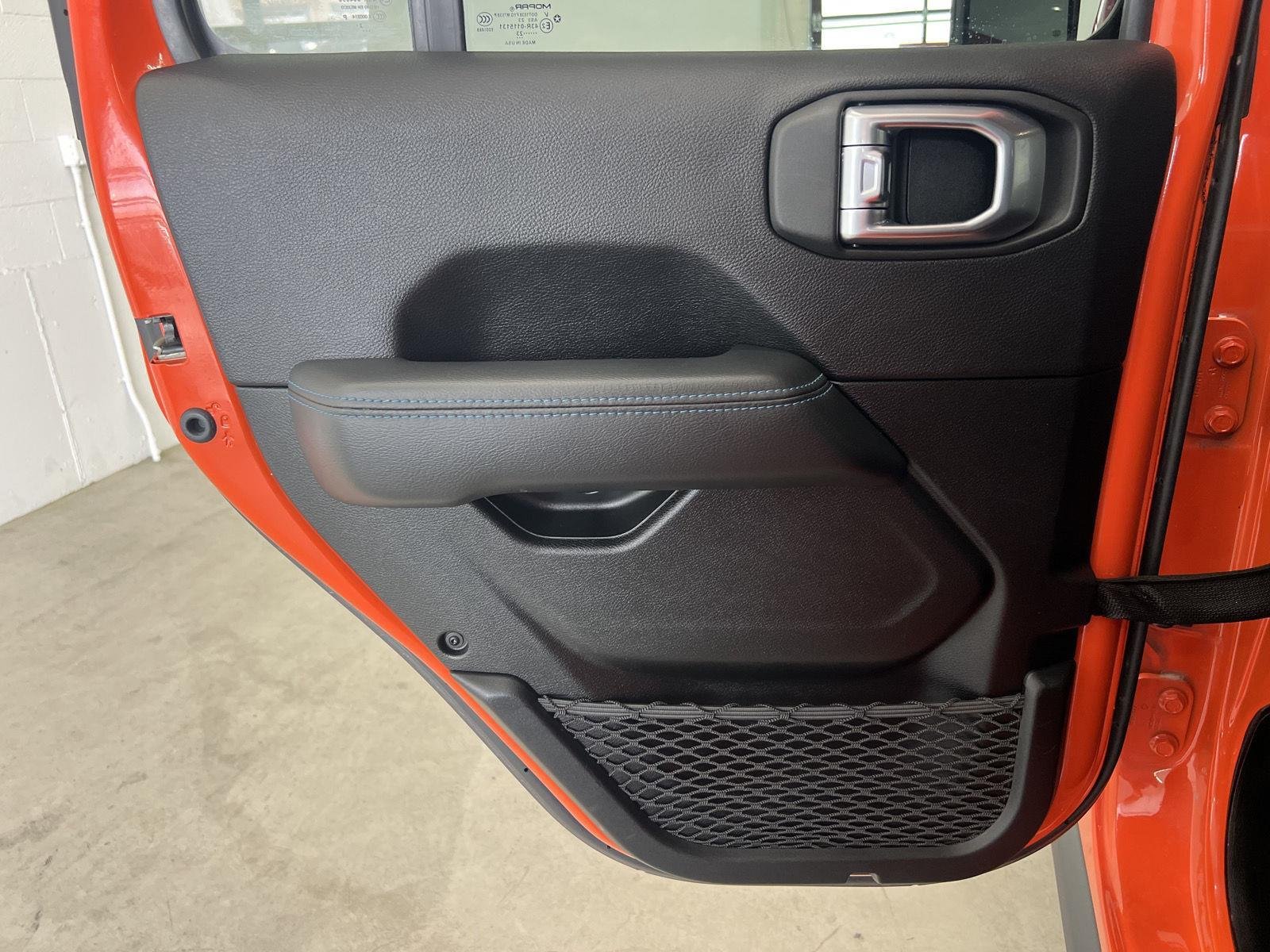 Used 2023 Punkn Metallic Clearcoat Jeep Rubicon image 24