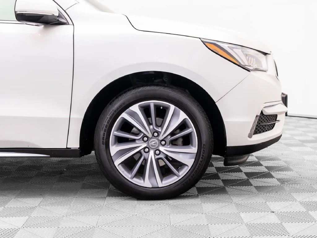 Used 2018  Acura 3.5L image 33