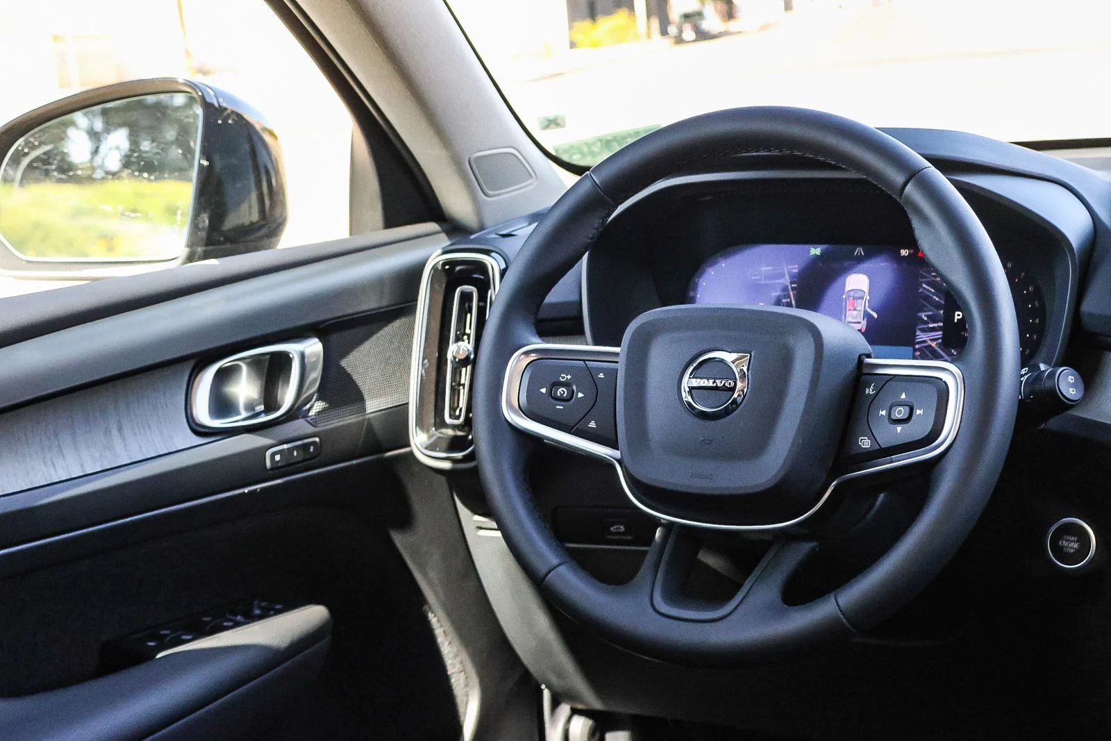 2026 Volvo XC40 Core - Photo 27