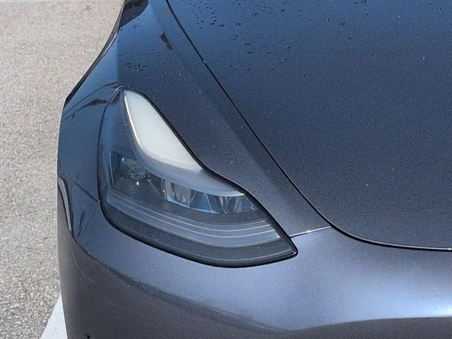 Used 2021 Silver Metallic Tesla Standard Range Plus image 10