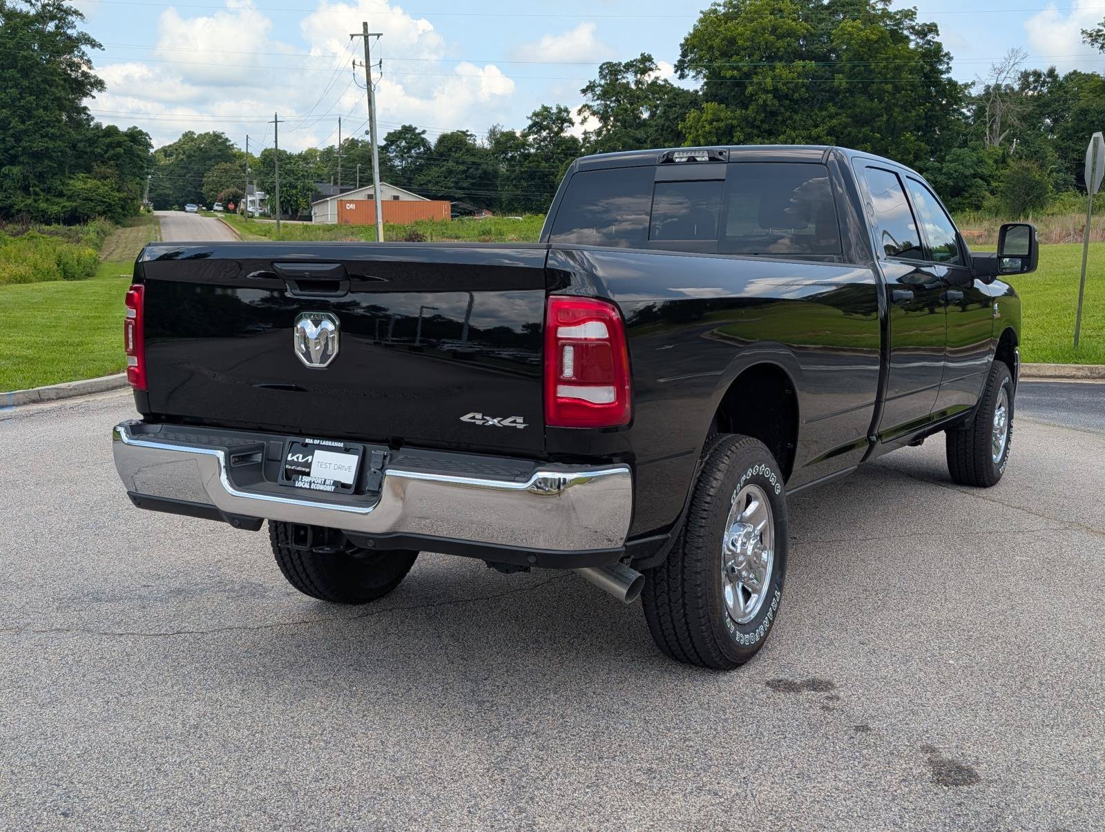 Used 2024 Diamond Black Crystal Pearlcoat Ram Tradesman image 7