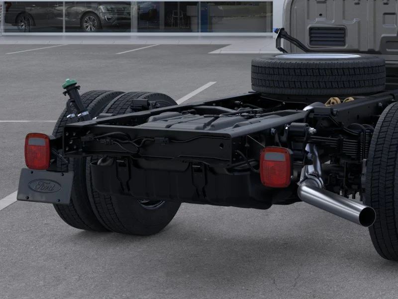 New 2026 Carbonized Gray Metallic Ford F-550® LARIAT® image 21