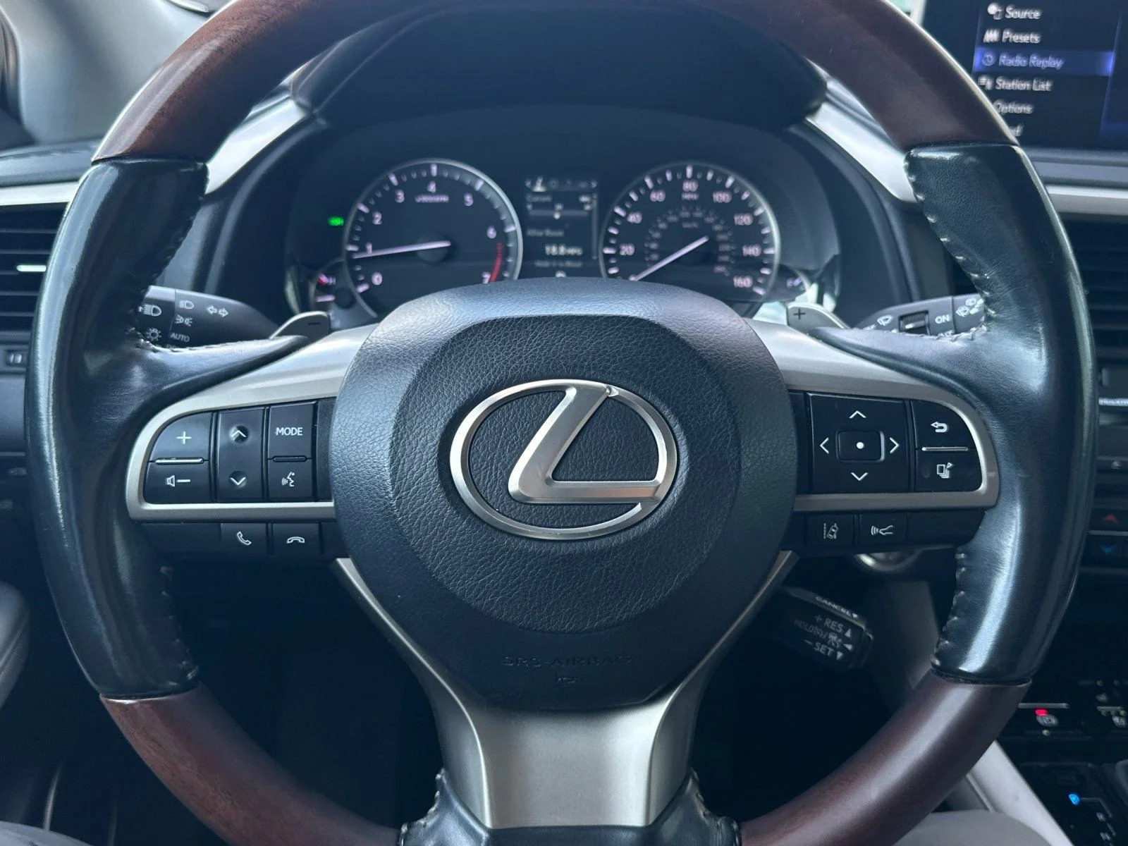 Used 2020 Gray Pearl Lexus 350 image 22