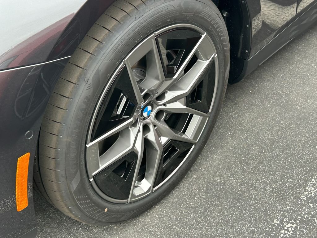 New 2027 Dark Graphite Metallic BMW eDrive40 image 3