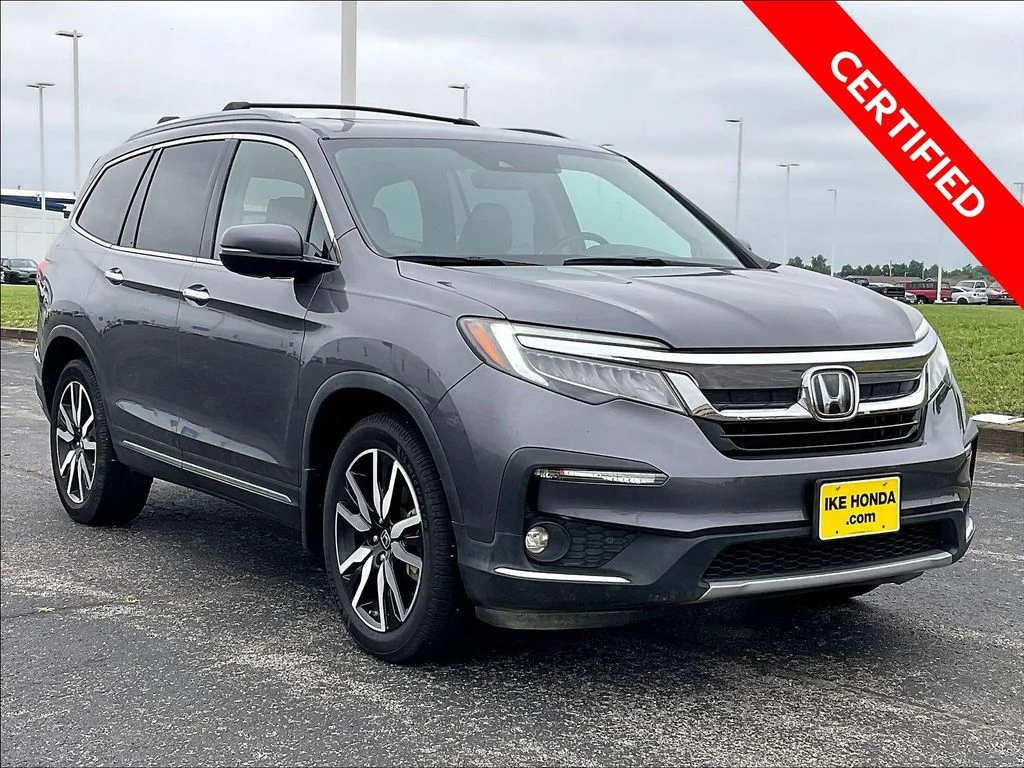 2021 Honda Pilot Touring AWD's photo