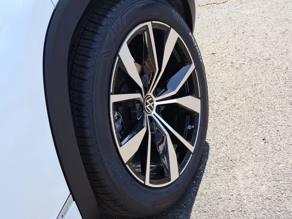 2026 Volkswagen Atlas SEL Premium R-Line - Photo 45
