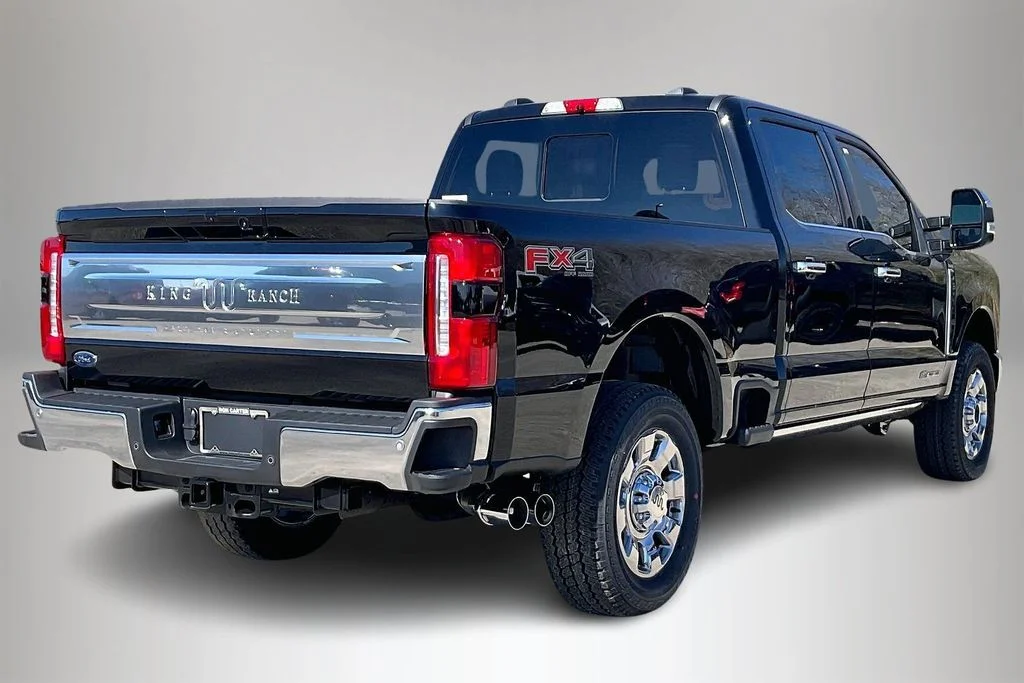 New 2026 Ford Super Duty F-250 King Ranch 4D Crew Cab