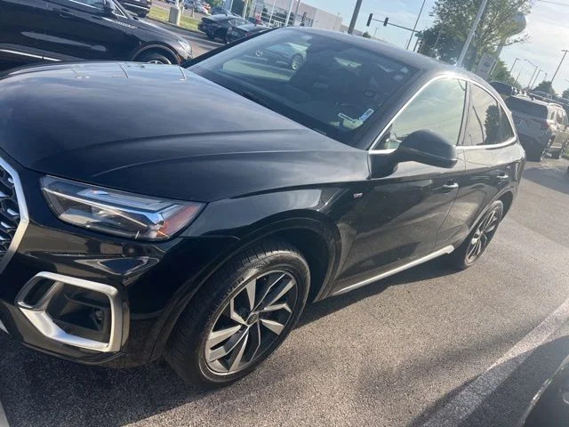 2022 Audi Q5 Sportback's photo
