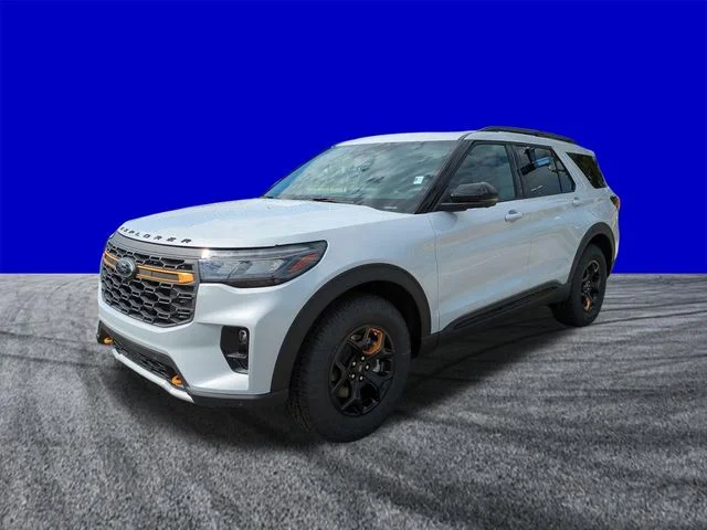 New 2026 Space White Metallic Ford Tremor® image 8