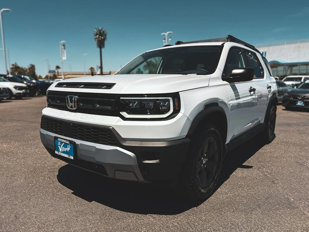 New 2026 Platinum White Pearl Honda RTL Towing image 4