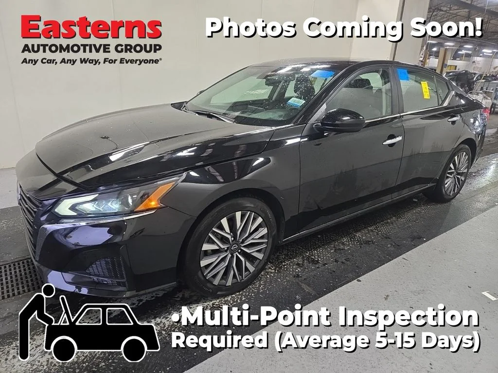 Used 2023 Black Nissan 2.5 SV image 1