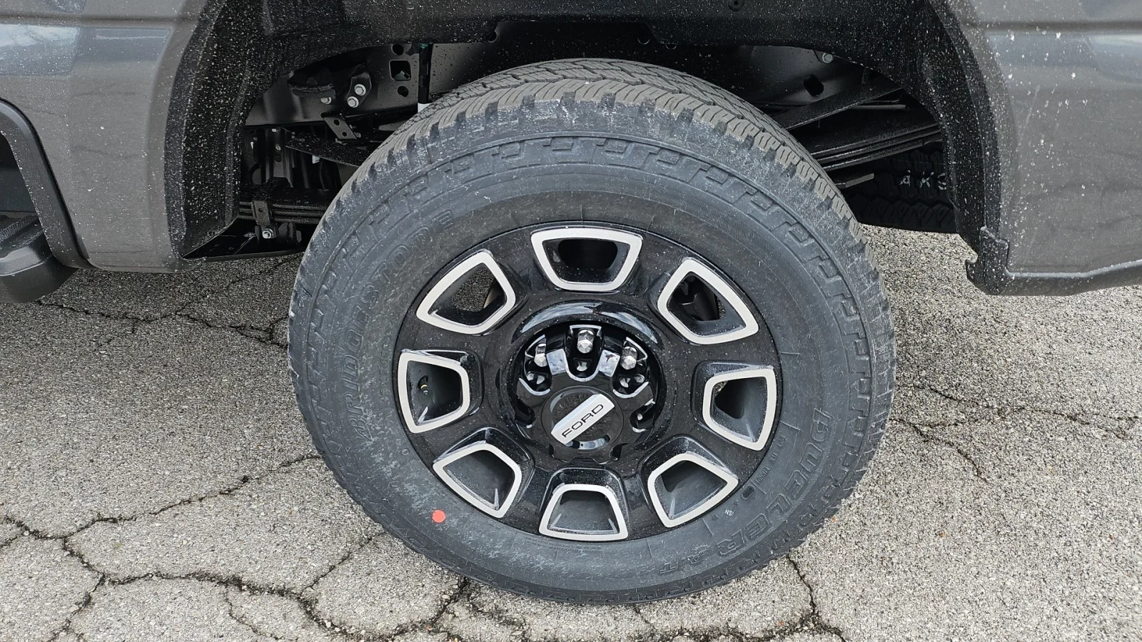 New 2026 Carbonized Gray Metallic Ford Platinum image 5
