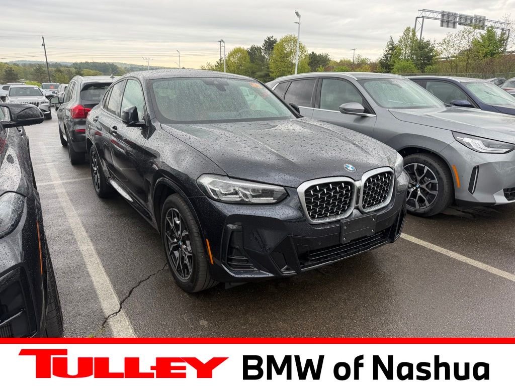 2025 BMW X4 xDrive30i's photo