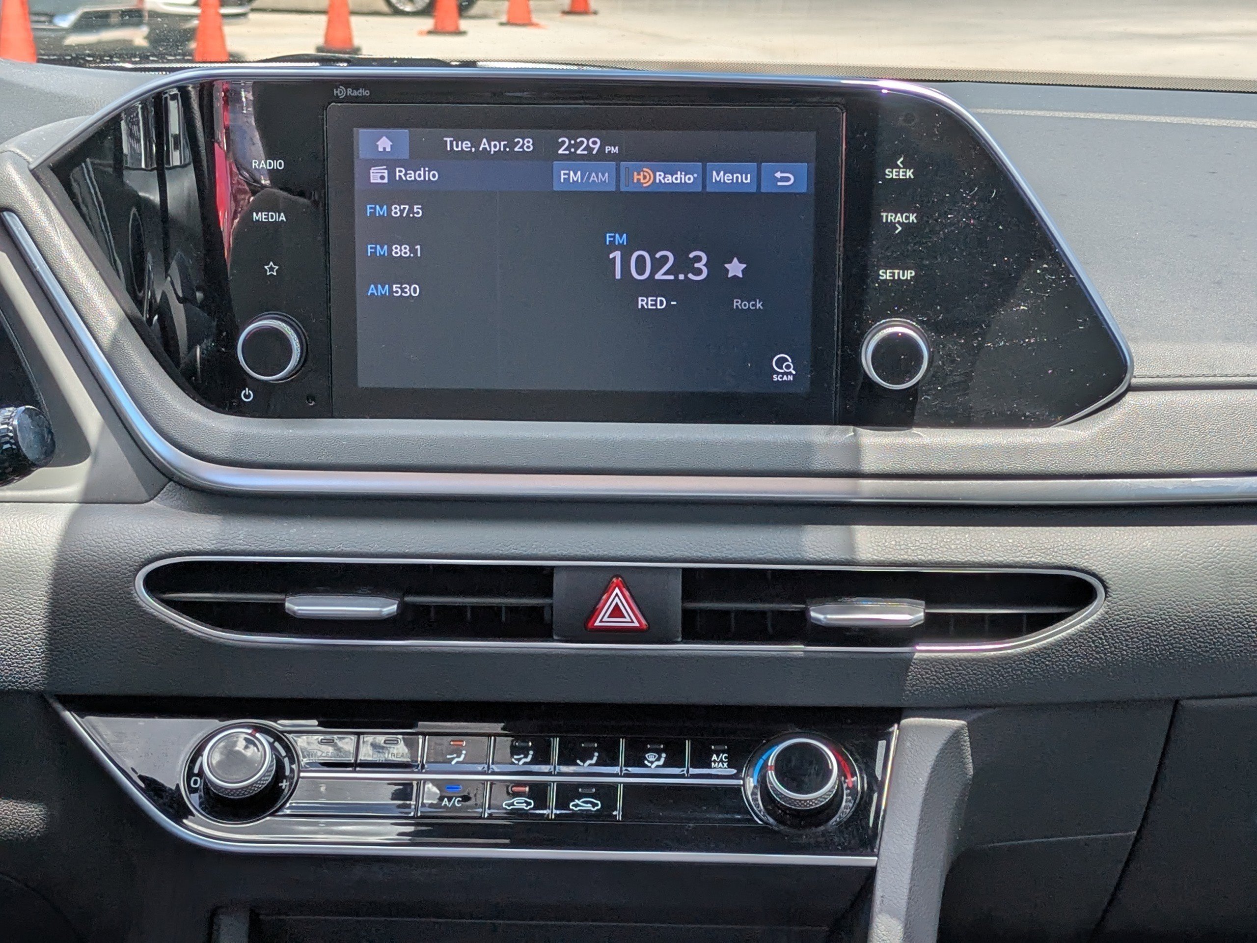 Certified Used 2023 Carbon Blue Hyundai SE image 16