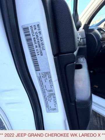 Certified Used 2022 White Jeep Laredo X image 17