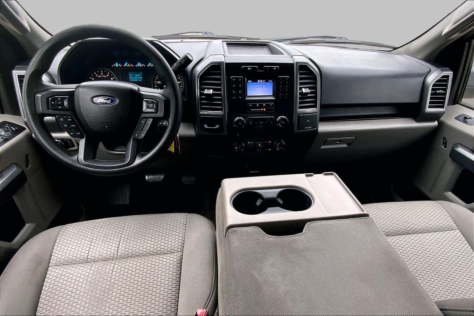 Used 2018 Oxford White Ford XLT image 16