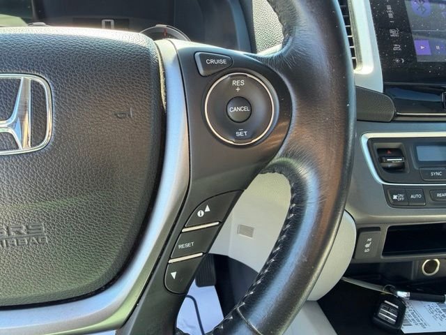 Used 2016 Gray Honda EX-L image 23