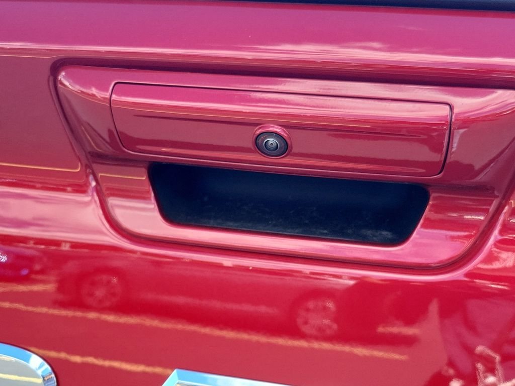 New 2026 Molten Red Pearl-Coat Exterior Paint RAM Tungsten image 9