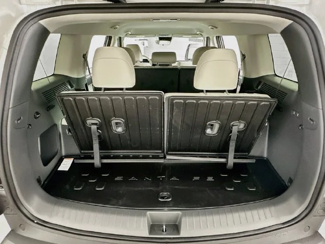 New 2027 White Hyundai SEL image 22