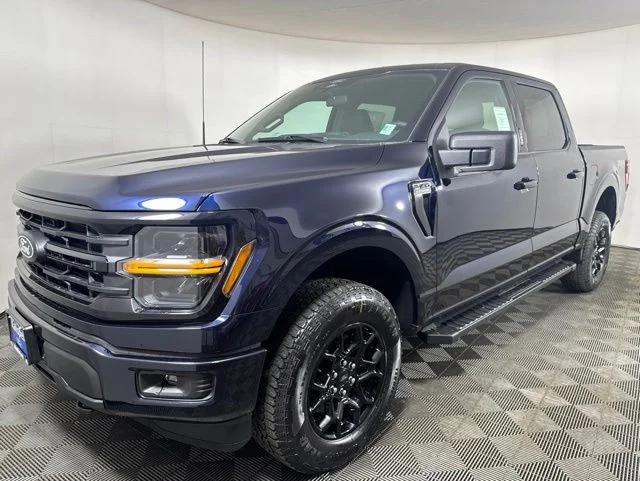 New 2026 Blue Ford XLT image 8