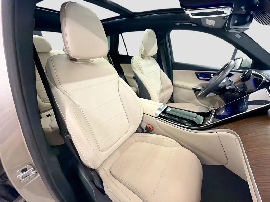 Used 2024 Silver Mercedes-Benz GLC 300 image 30