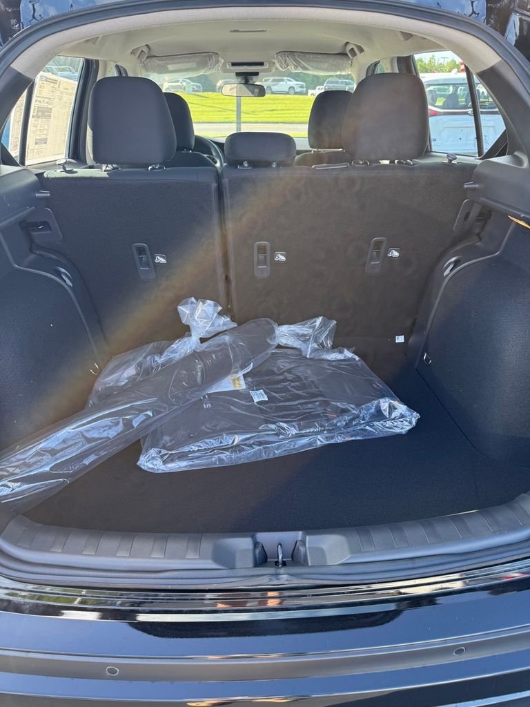 2025 Nissan KICKS PLAY Base - Photo 16