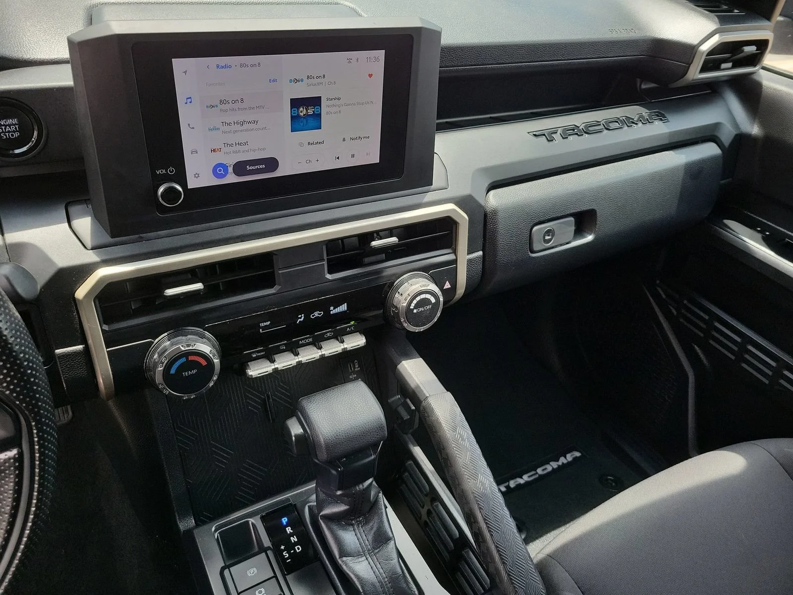 2024 Toyota Tacoma SR - Photo 13