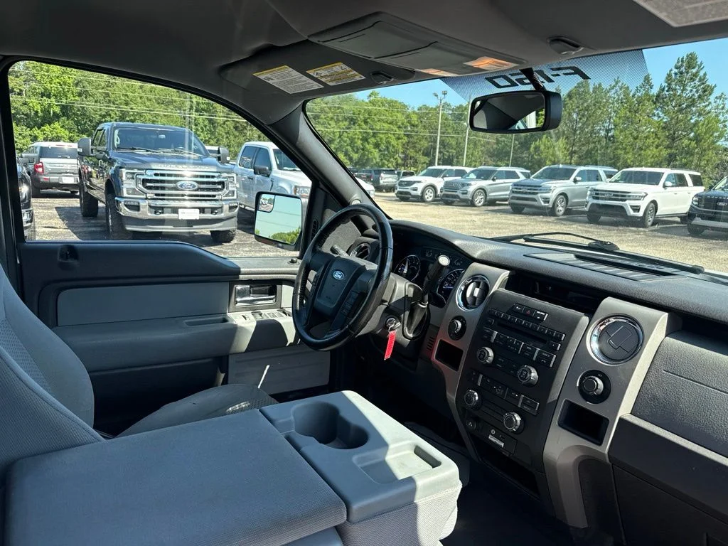 Used 2012 White Ford XLT image 10