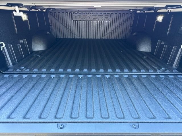 2026 Toyota Tundra SR5 - Photo 22