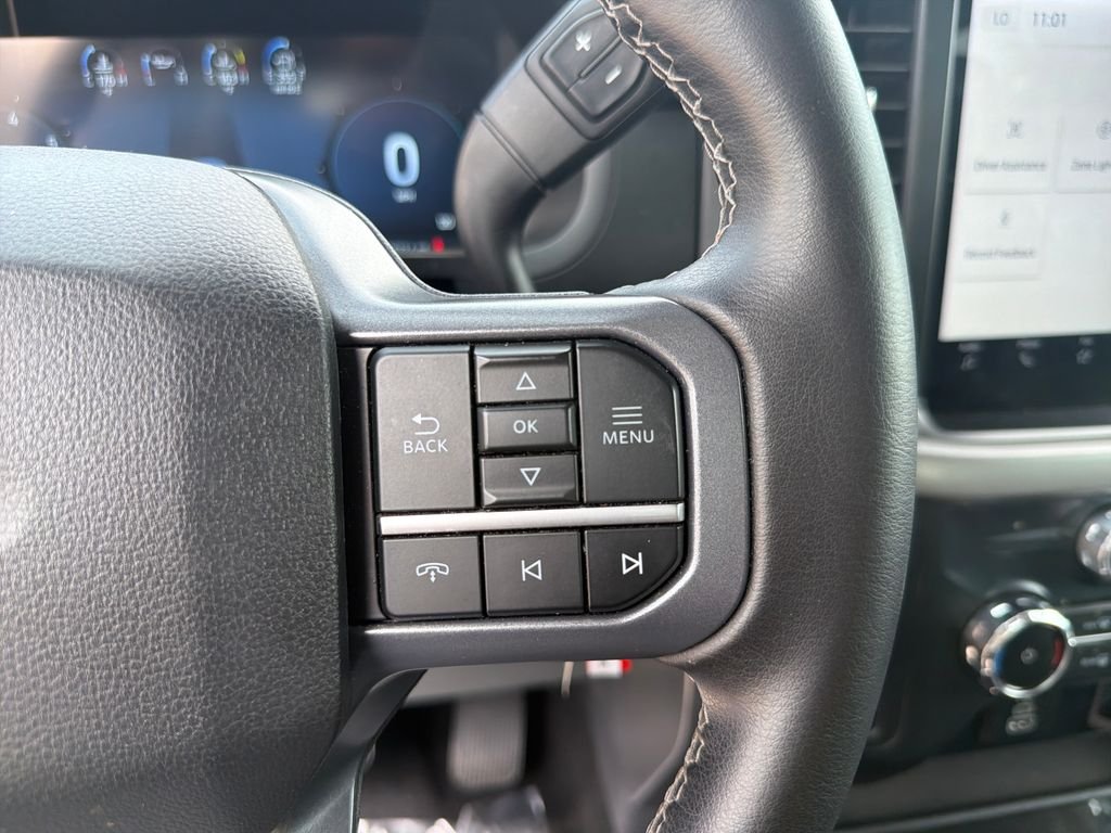 Used 2025 Silver Metallic Ford XLT image 34
