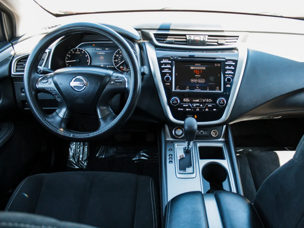 Used 2019 Red Nissan S image 21