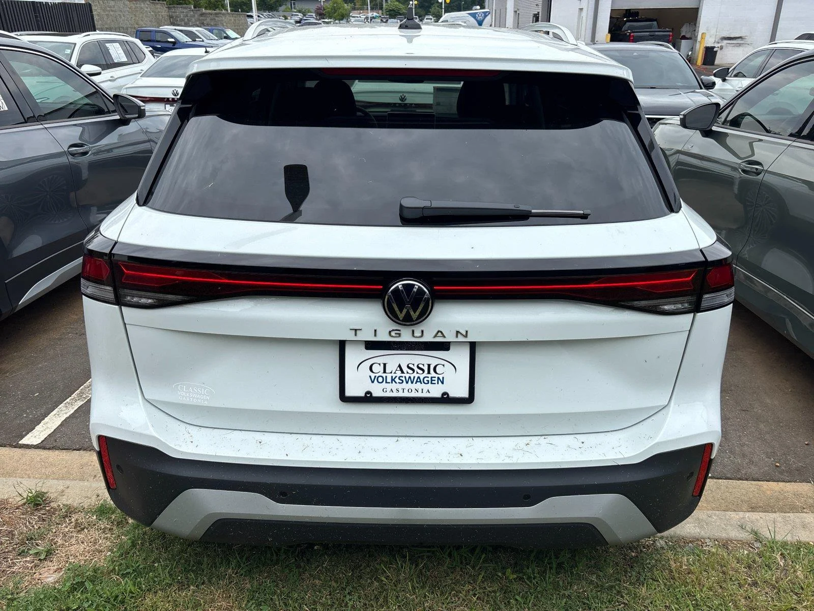 New 2026 Pure White Volkswagen S image 4