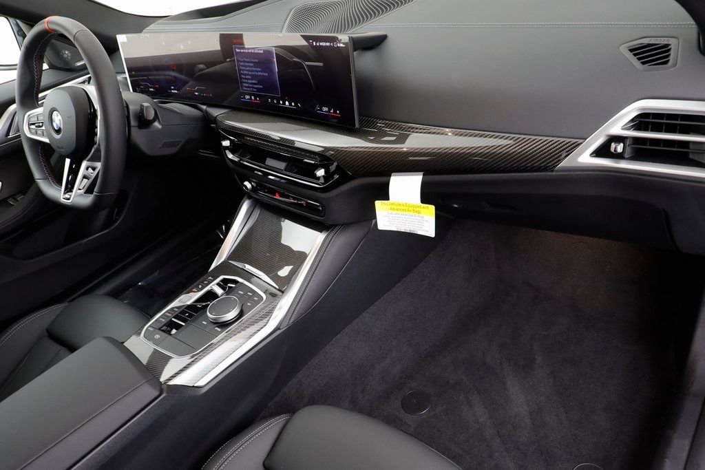 New 2026 Black Sapphire Metallic BMW M440i xDrive image 22